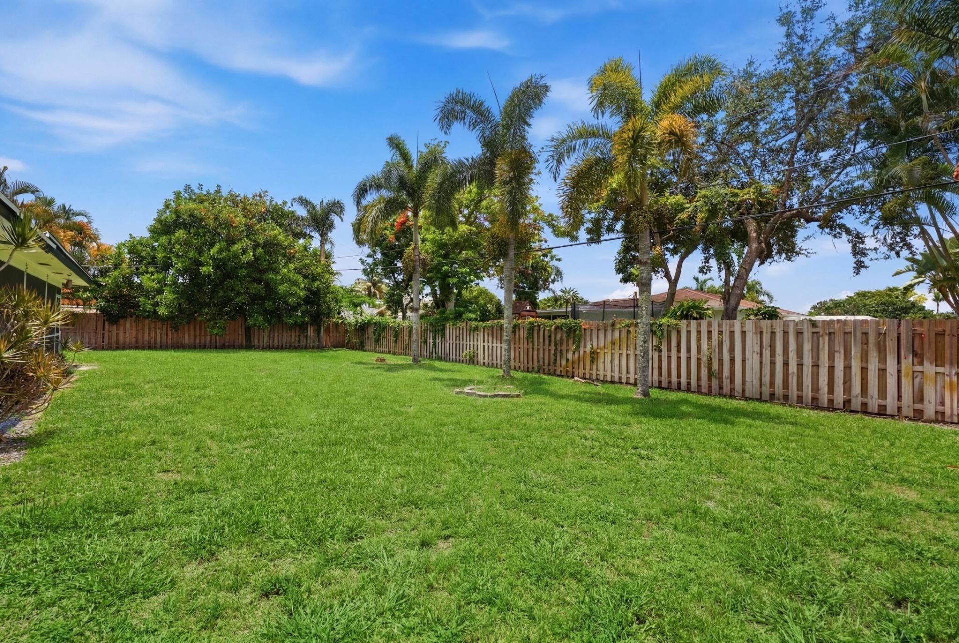31 W Coconut Drive, Lake Worth, FL 33467 Photo