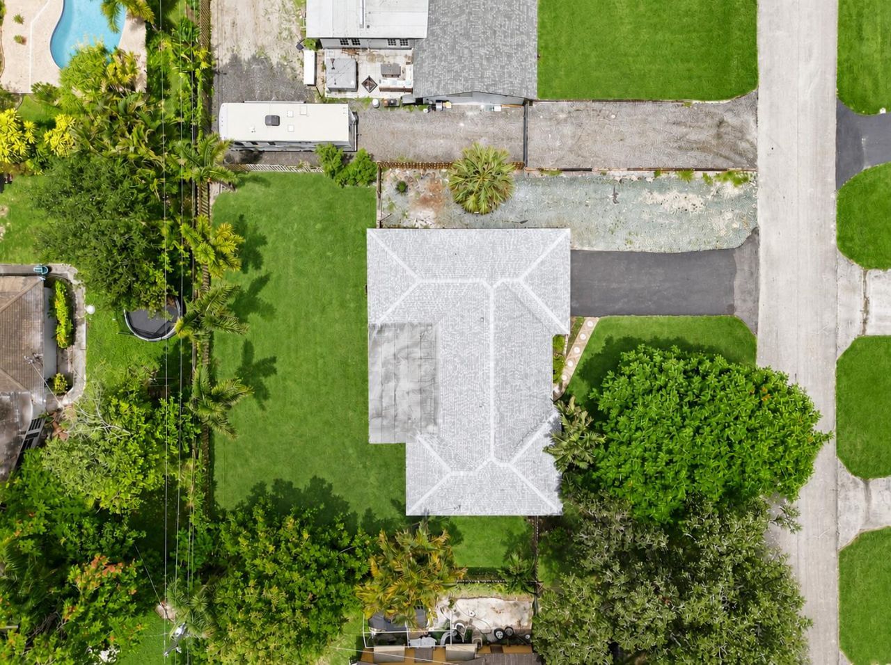 31 W Coconut Drive, Lake Worth, FL 33467 Photo