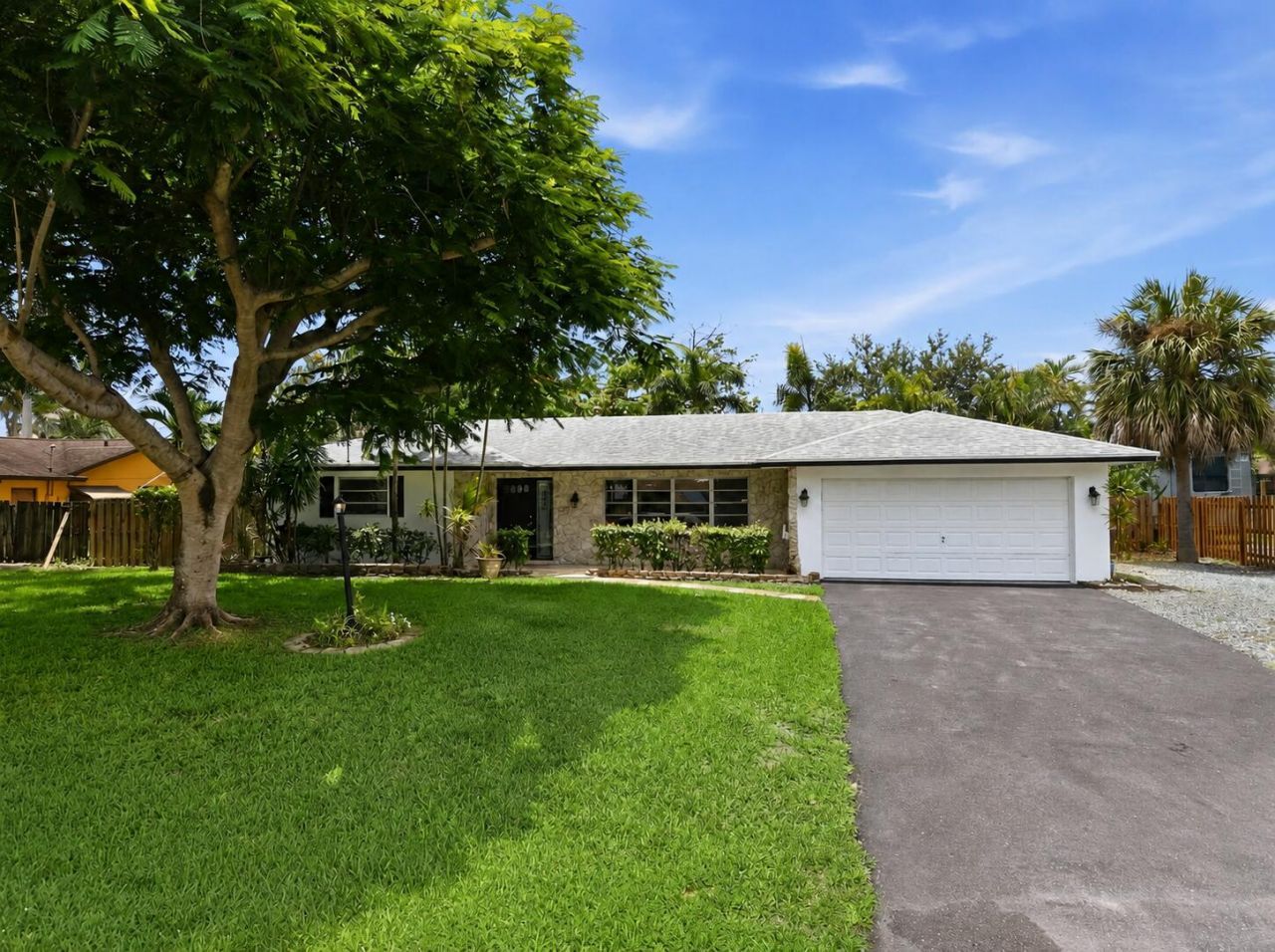 31 W Coconut Drive, Lake Worth, FL 33467 Photo