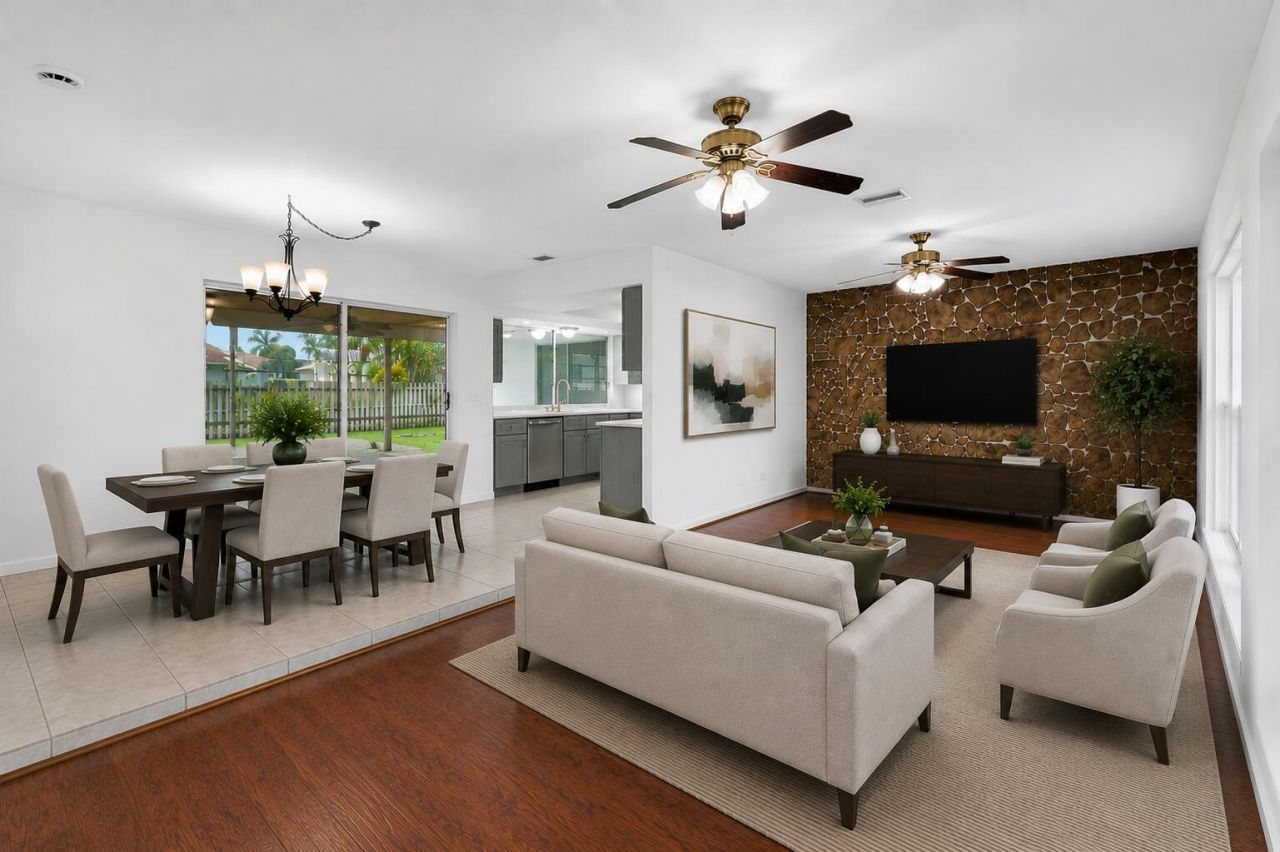 31 W Coconut Drive, Lake Worth, FL 33467 Photo