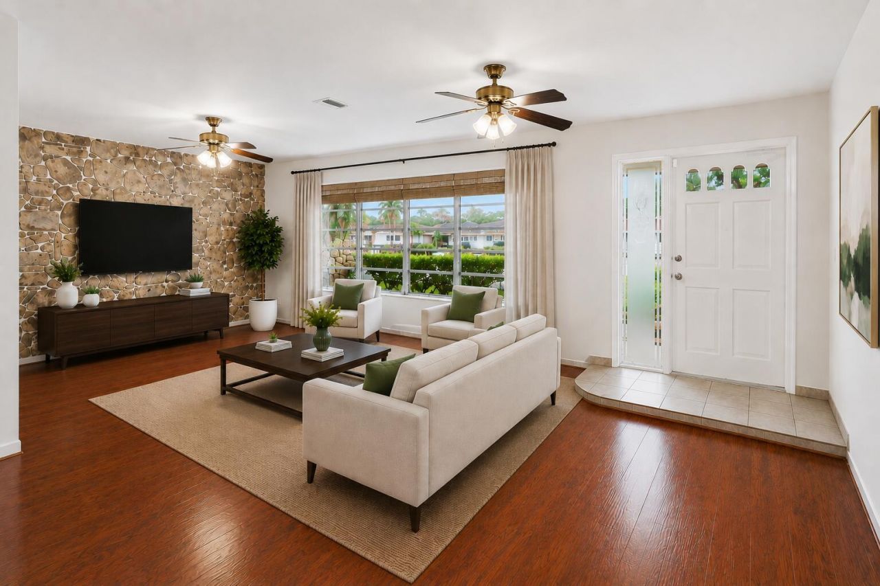 31 W Coconut Drive, Lake Worth, FL 33467 Photo