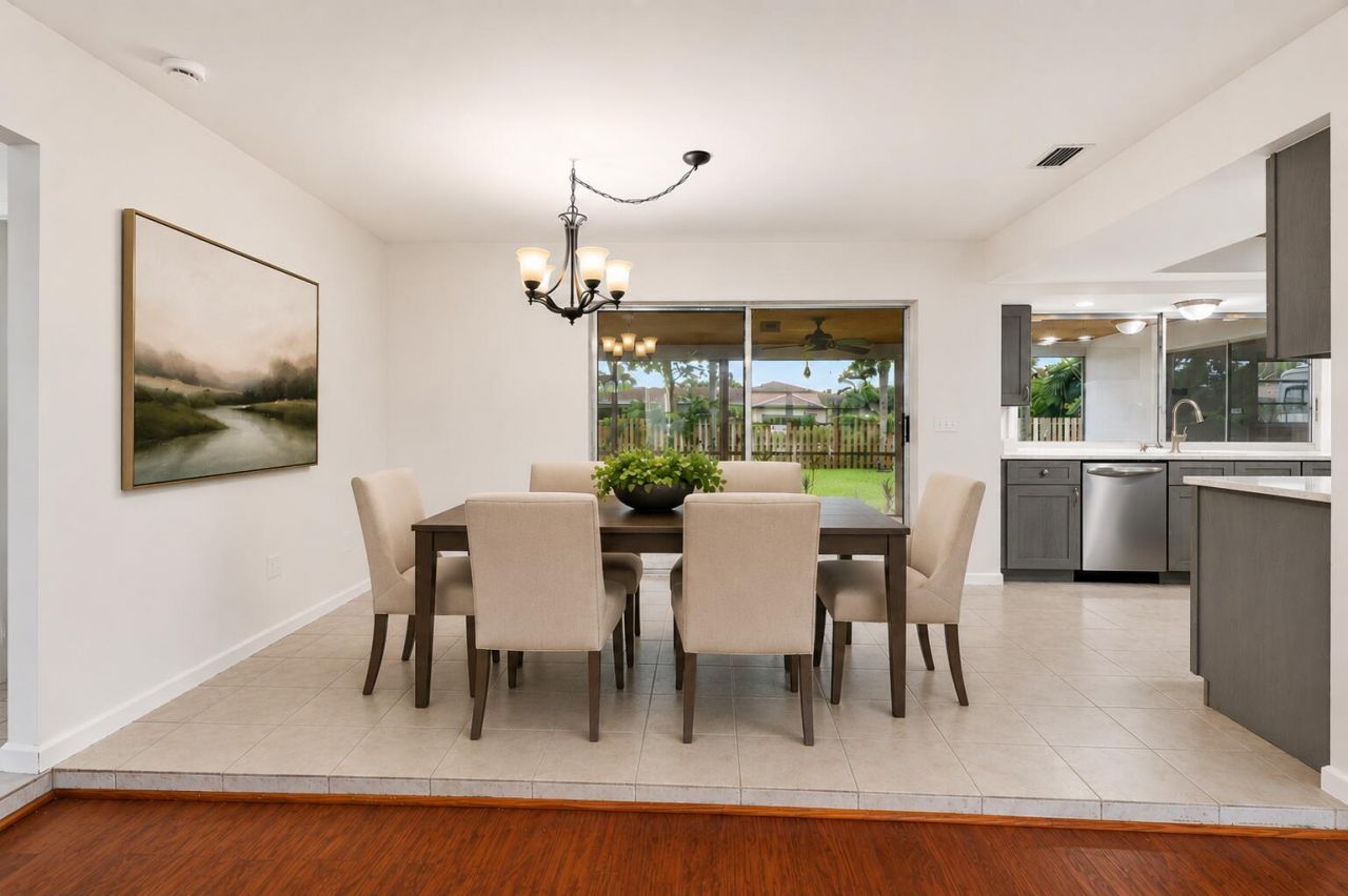 31 W Coconut Drive, Lake Worth, FL 33467 Photo