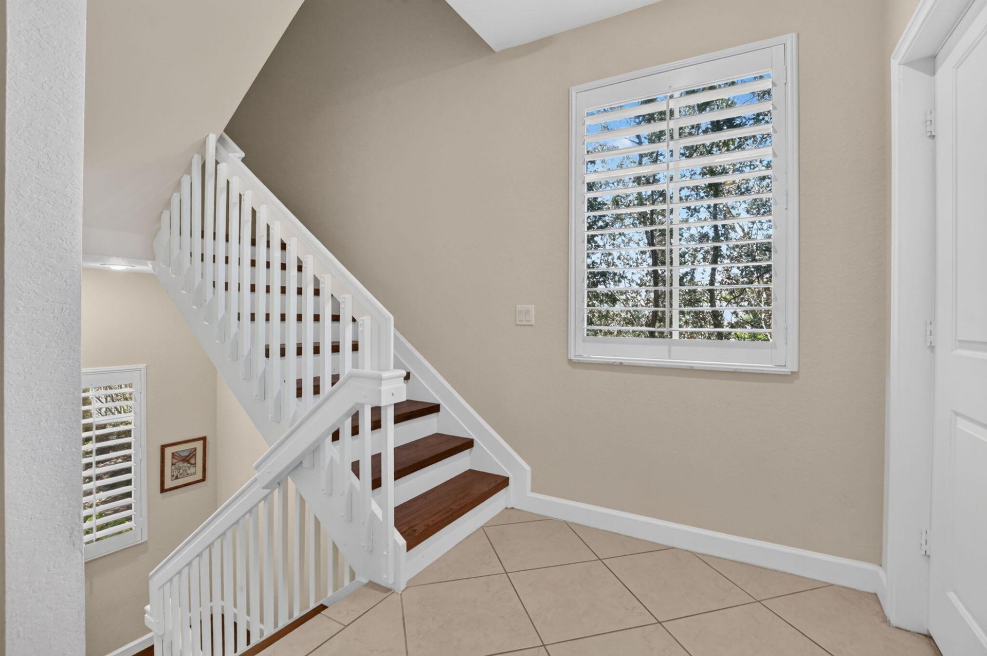 27 NW Hawthorne Place, Boca Raton, FL 33432 Photo