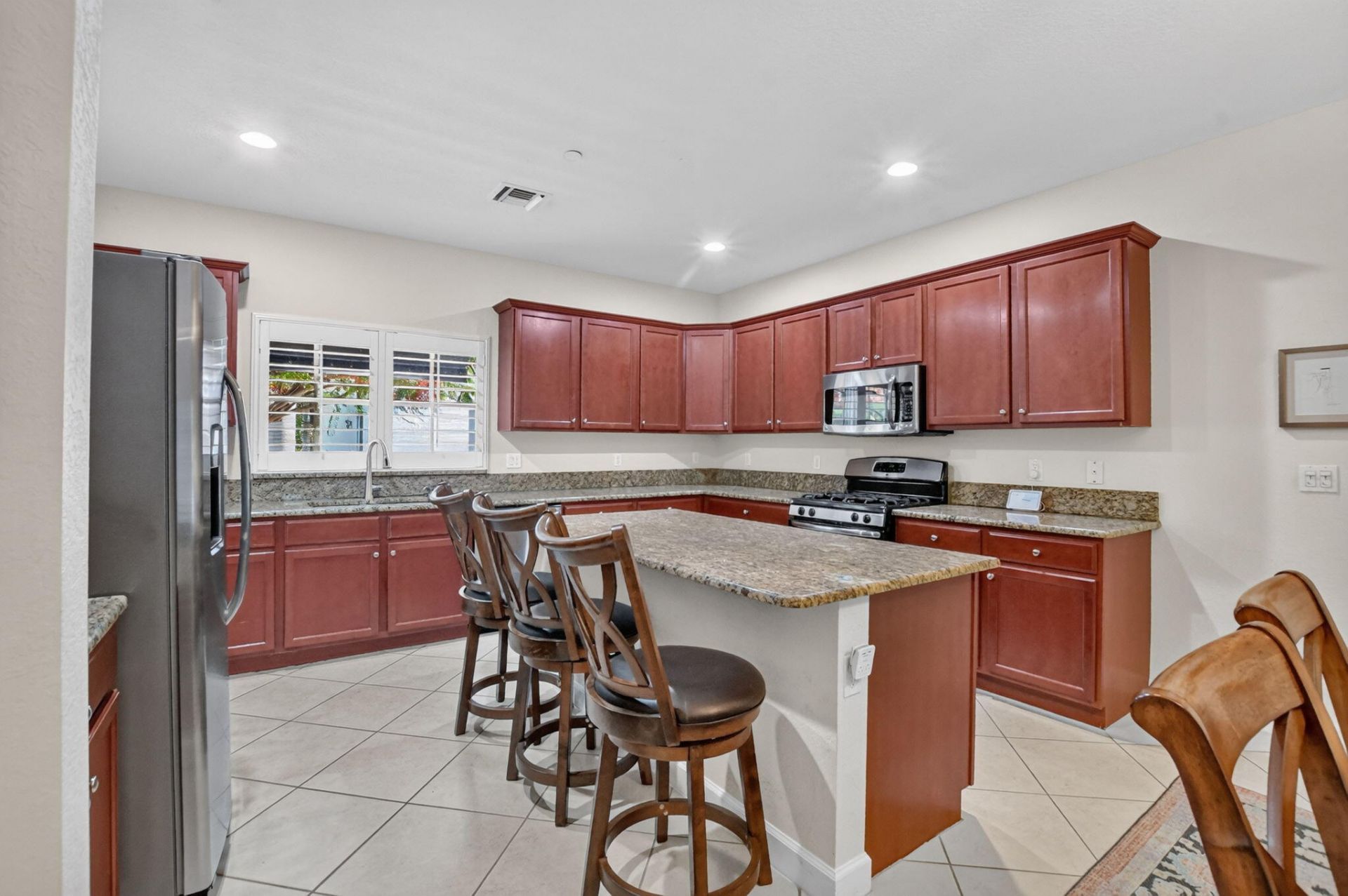 27 NW Hawthorne Place, Boca Raton, FL 33432 Photo