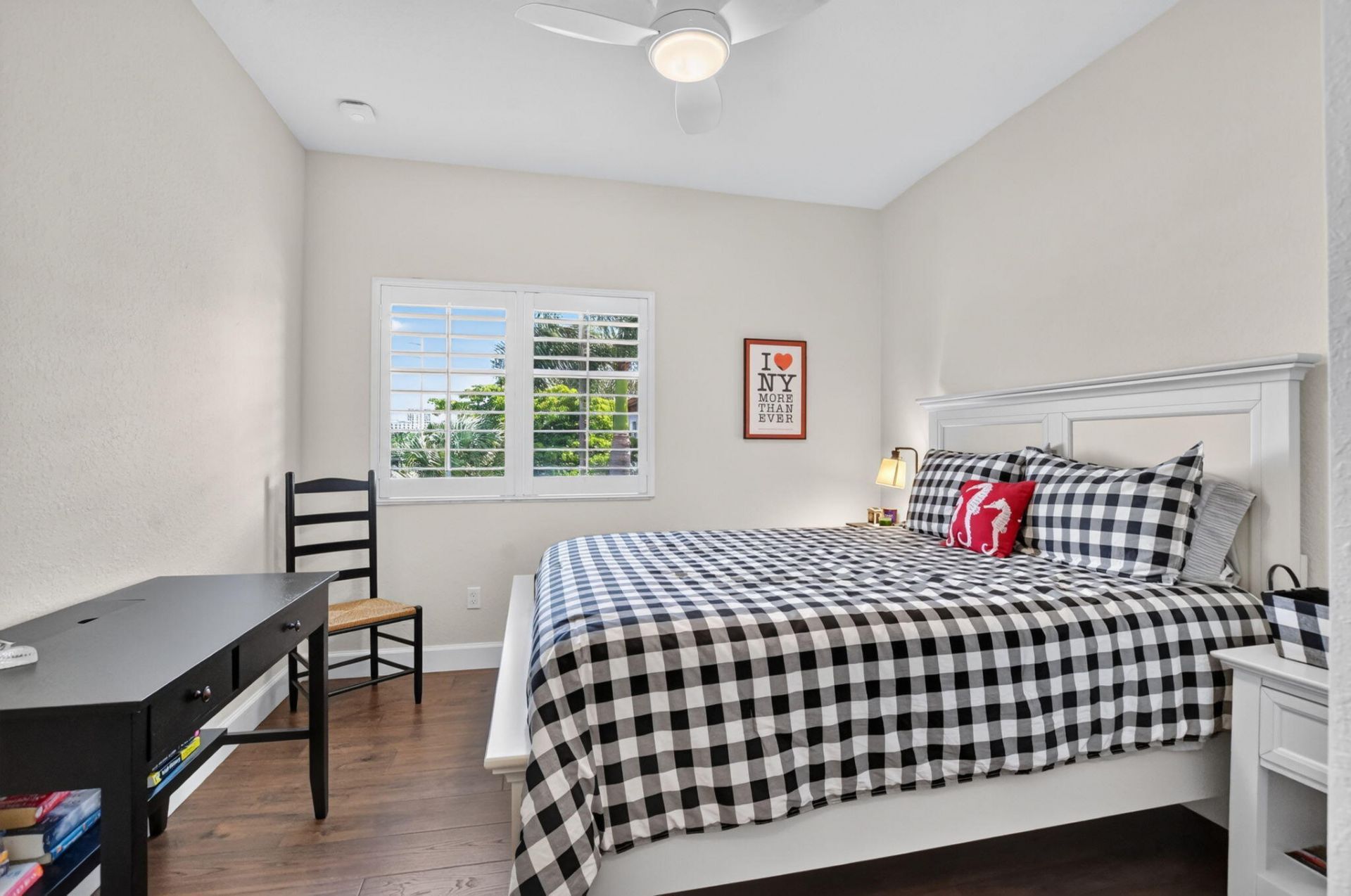 27 NW Hawthorne Place, Boca Raton, FL 33432 Photo