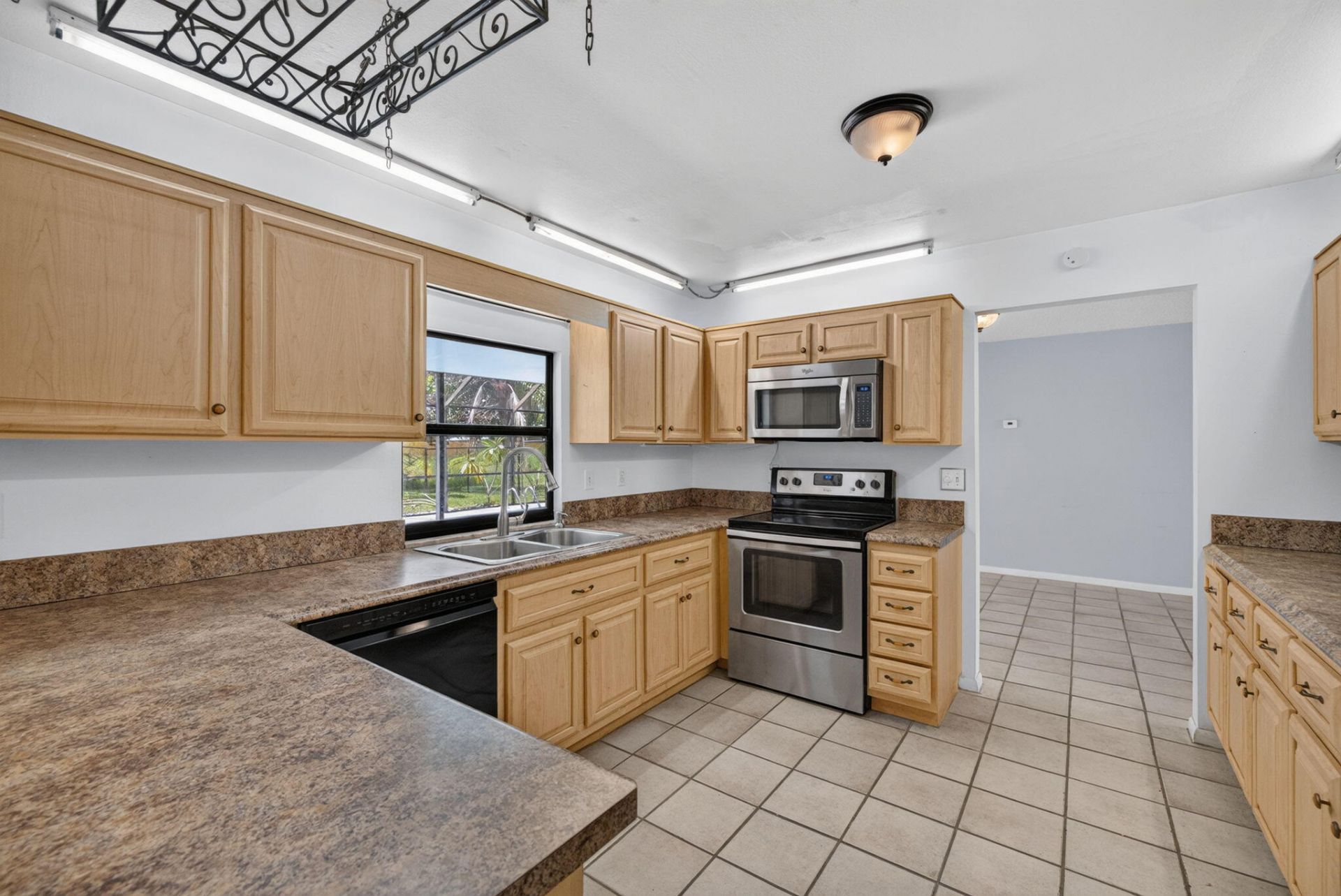 1556 SE Sinbad Avenue, Port Saint Lucie, FL 34952 Photo