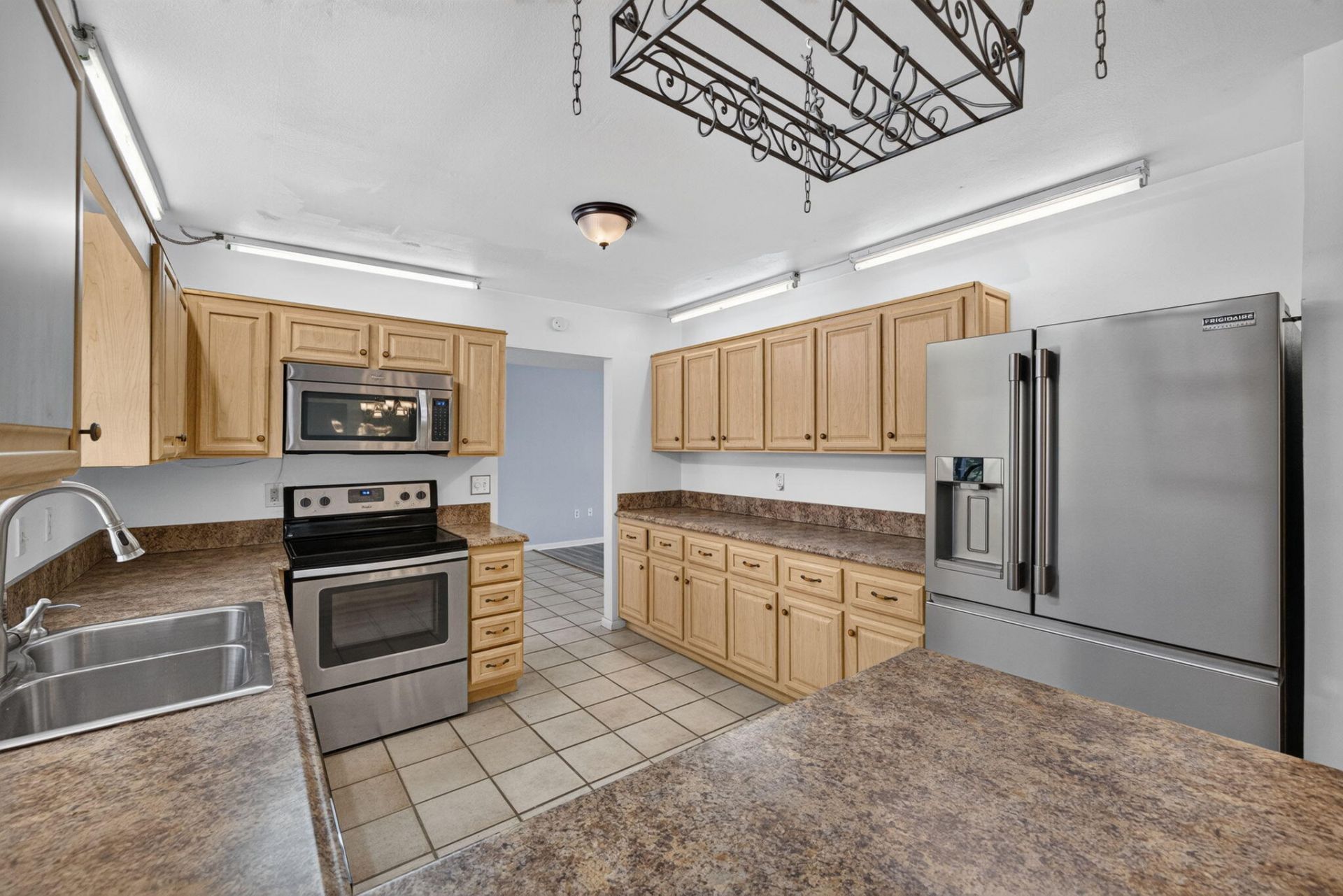1556 SE Sinbad Avenue, Port Saint Lucie, FL 34952 Photo