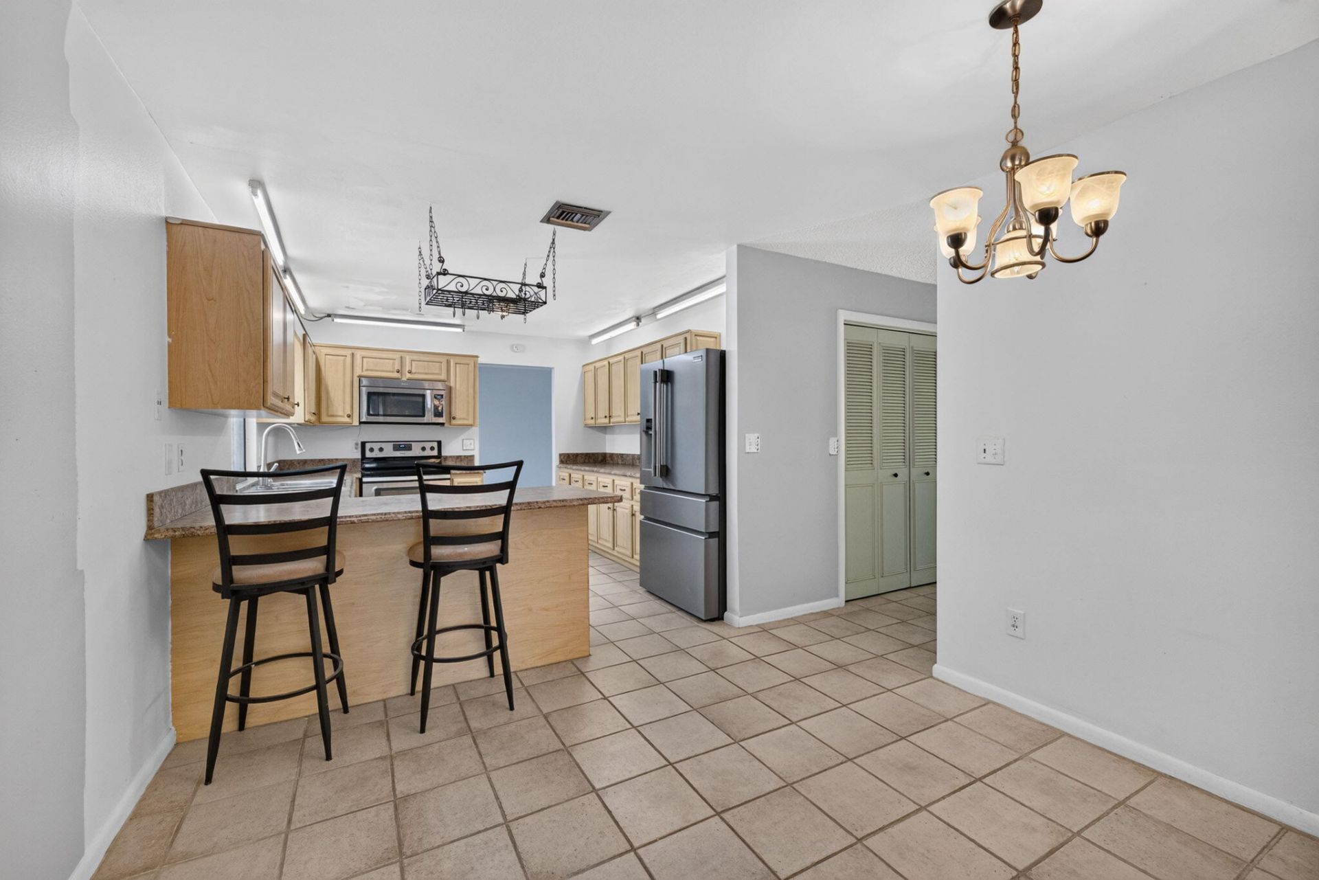 1556 SE Sinbad Avenue, Port Saint Lucie, FL 34952 Photo