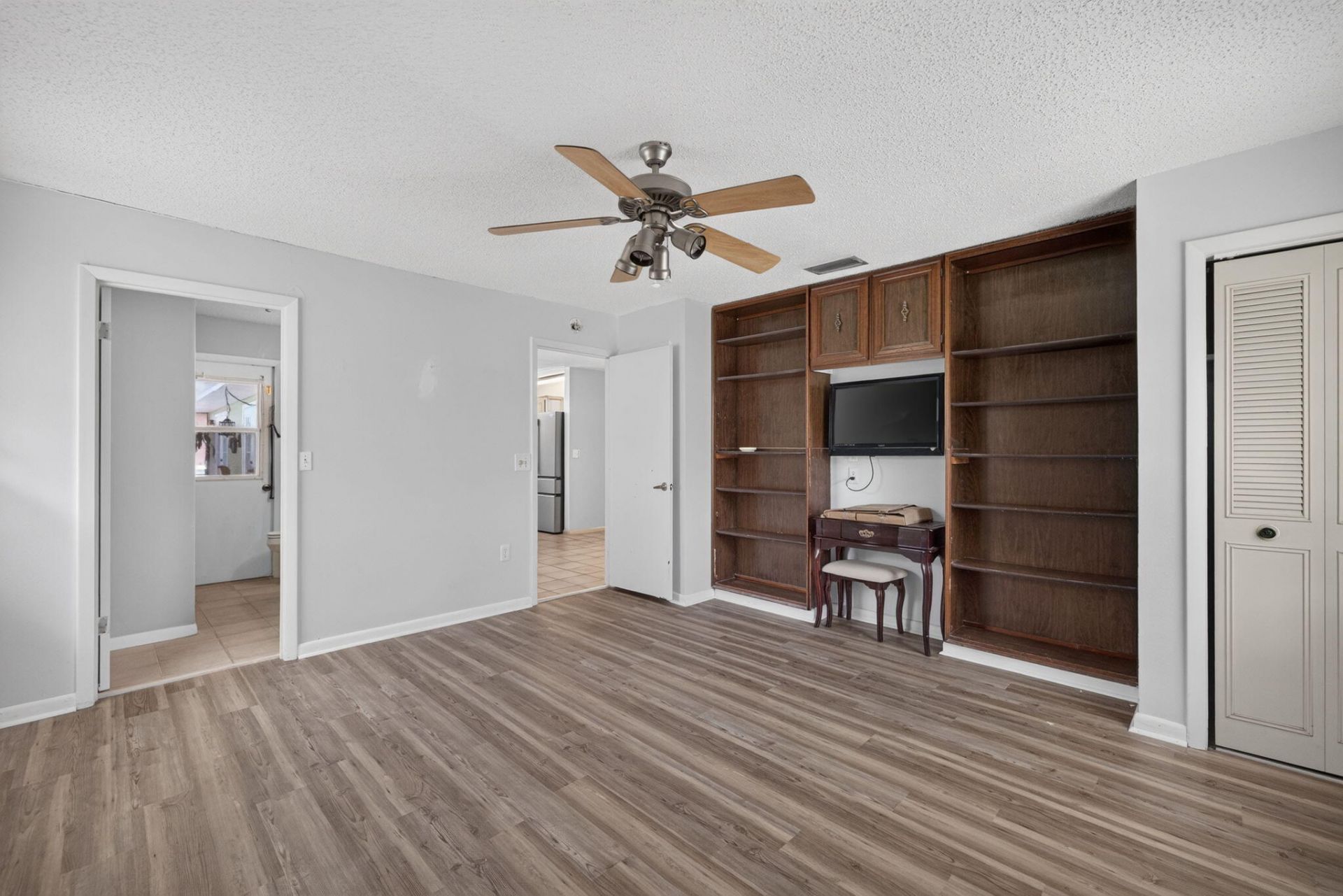 1556 SE Sinbad Avenue, Port Saint Lucie, FL 34952 Photo