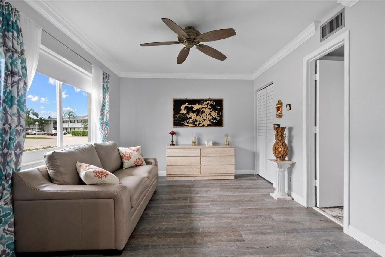 1395 SW 27th Avenue, Unit 102, Delray Beach, FL 33445 Photo