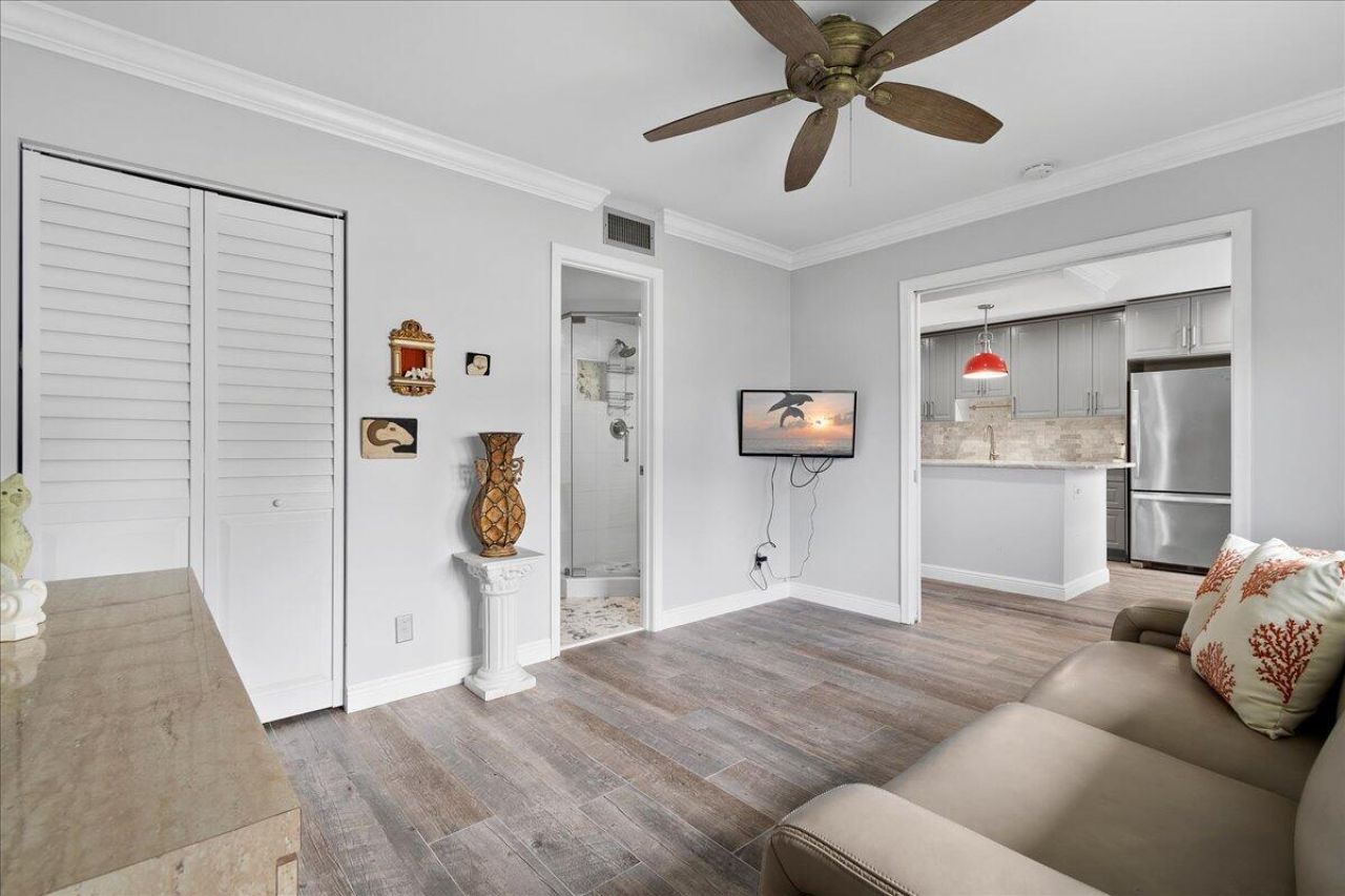 1395 SW 27th Avenue, Unit 102, Delray Beach, FL 33445 Photo
