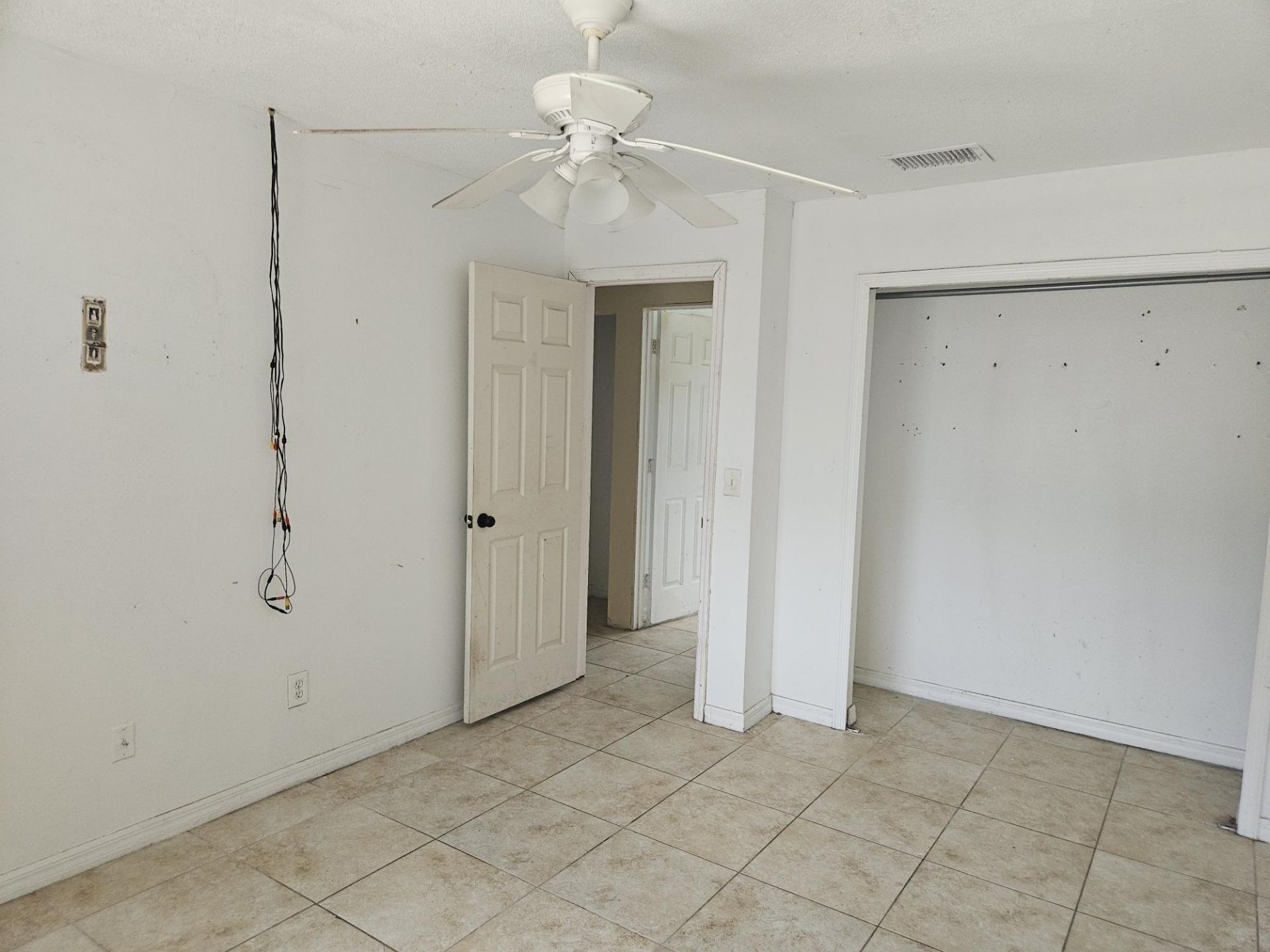 252 SW Cherryhill Road, Port Saint Lucie, FL 34953 Photo