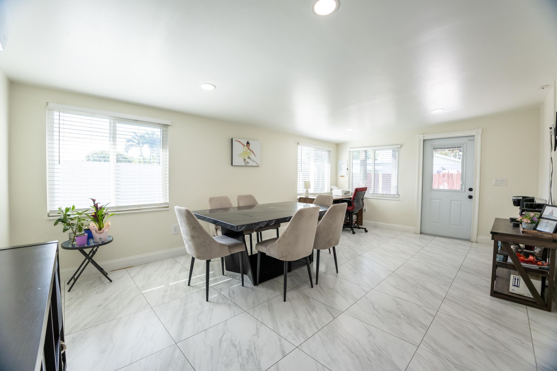 5763 Purdy Lane, West Palm Beach, FL 33415 Photo