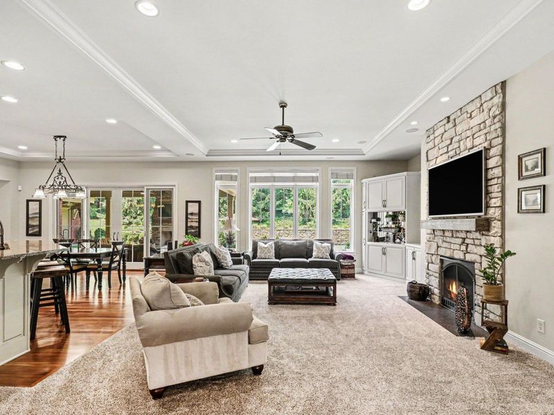 931 Squire Oaks Drive, Villa Hills, KY 41017 Photo 4