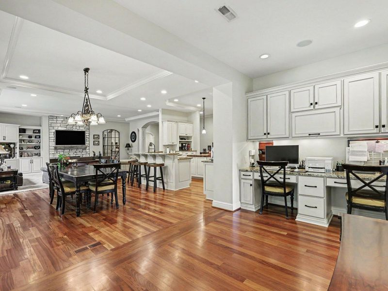 931 Squire Oaks Drive, Villa Hills, KY 41017 Photo 7