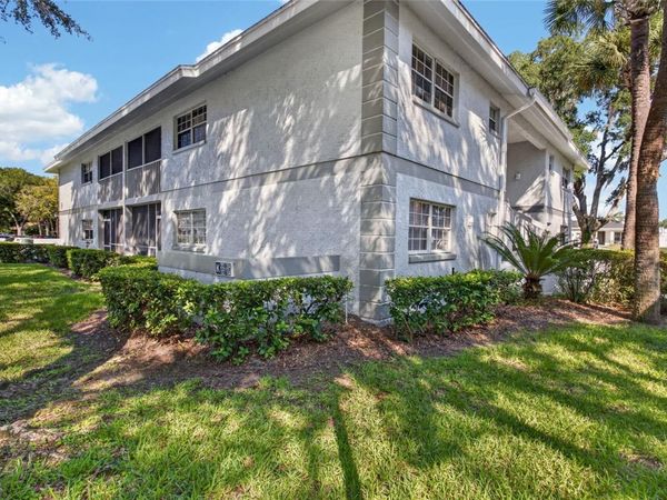 563 MIDWAY TRAK , Unit K102, OCALA, FL 34472