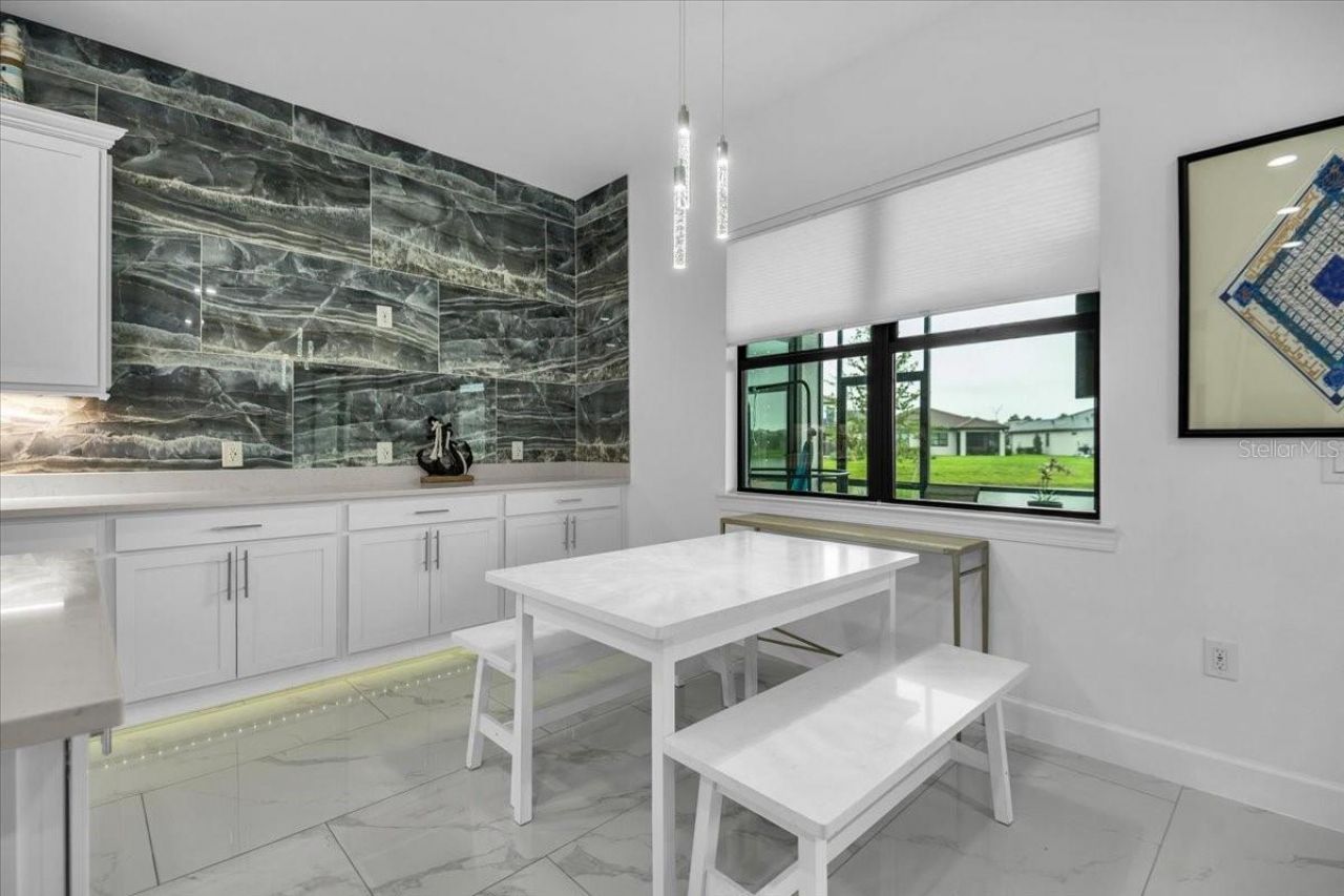 5609 Clearwater Court, Lakewood Ranch, FL 34211 Photo