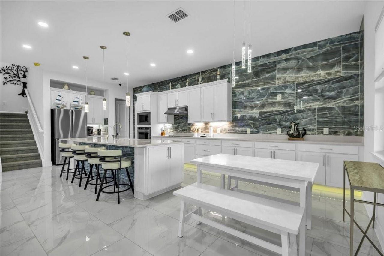 5609 Clearwater Court, Lakewood Ranch, FL 34211 Photo
