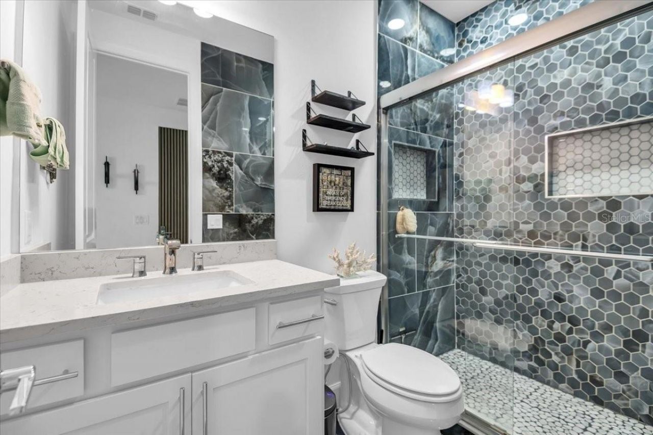 5609 Clearwater Court, Lakewood Ranch, FL 34211 Photo