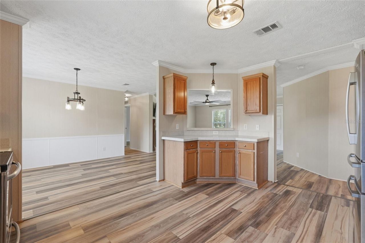 4889 SW 35th Trail , Bell, FL 32619 Photo