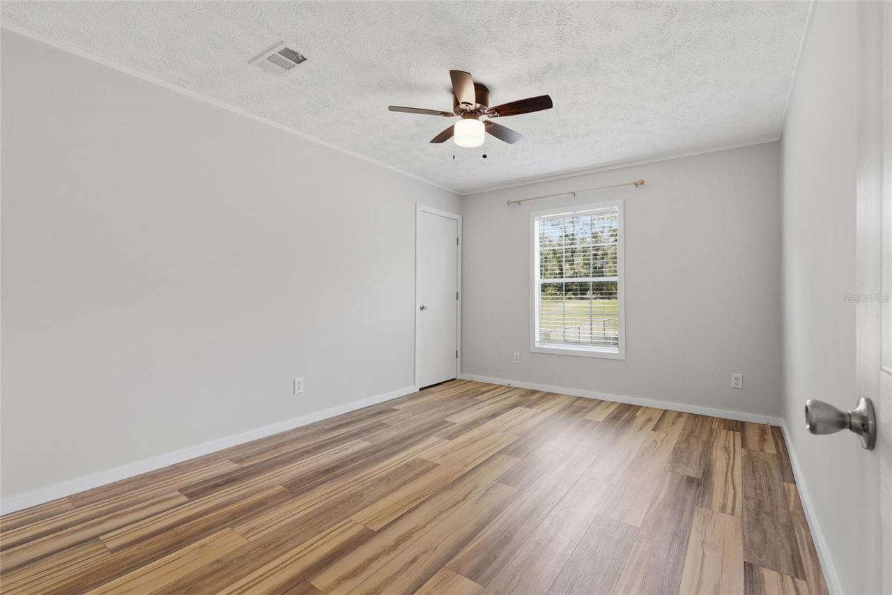 4889 SW 35th Trail , Bell, FL 32619 Photo