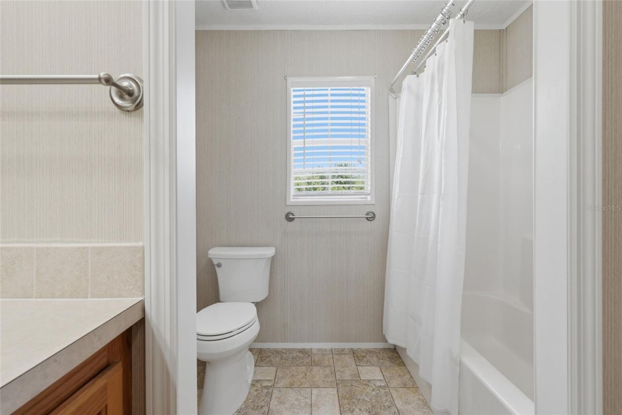 4889 SW 35th Trail , Bell, FL 32619 Photo