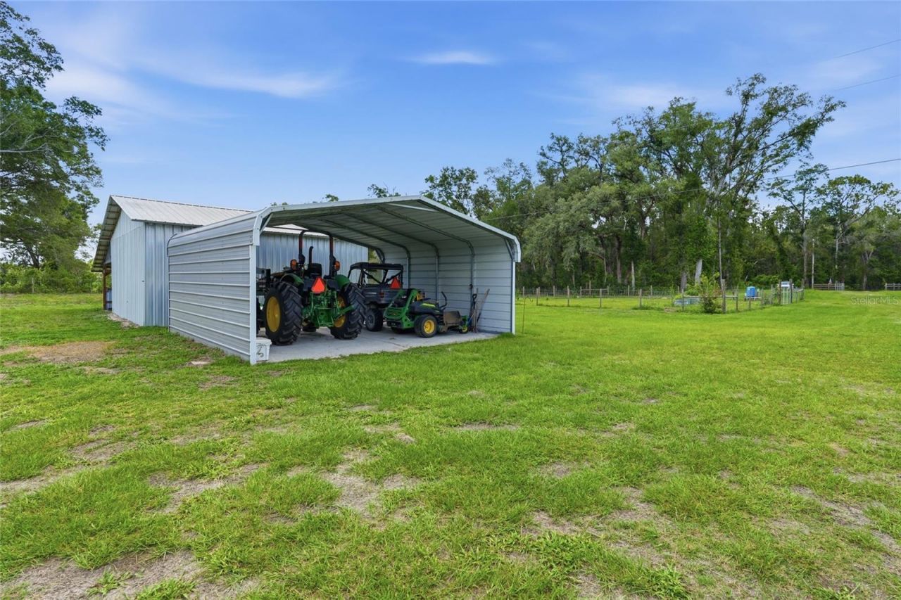 4889 SW 35th Trail , Bell, FL 32619 Photo