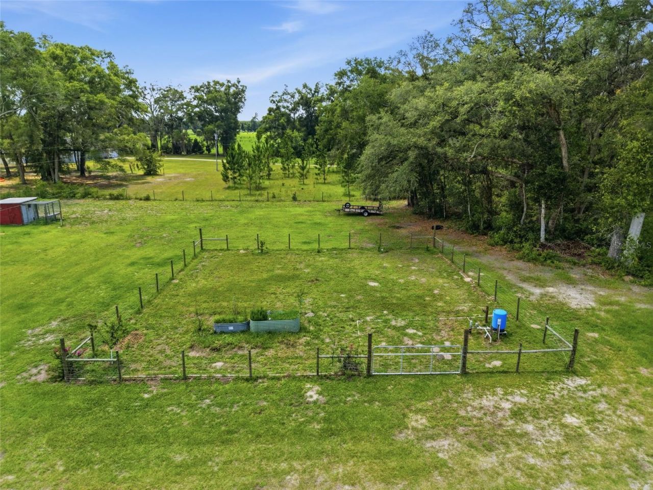 4889 SW 35th Trail , Bell, FL 32619 Photo