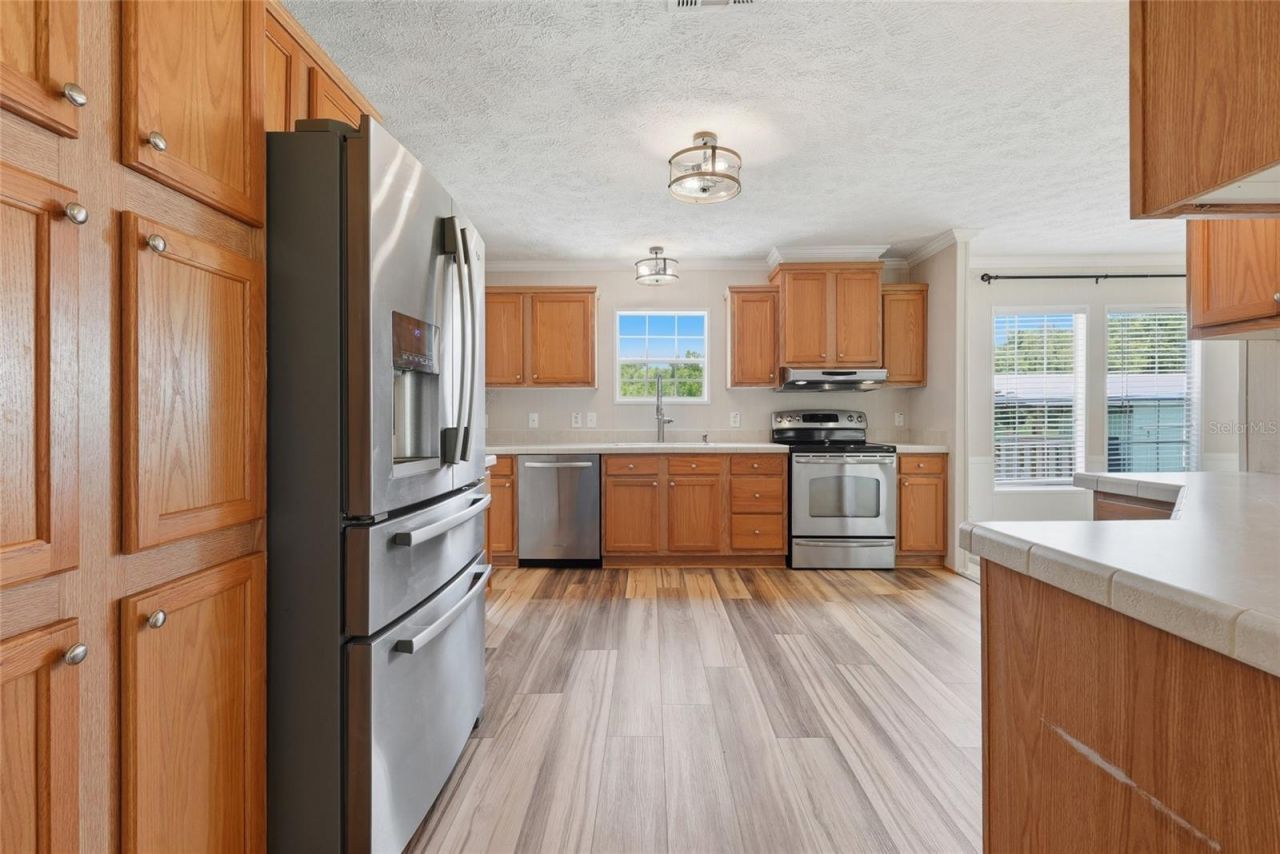 4889 SW 35th Trail , Bell, FL 32619 Photo