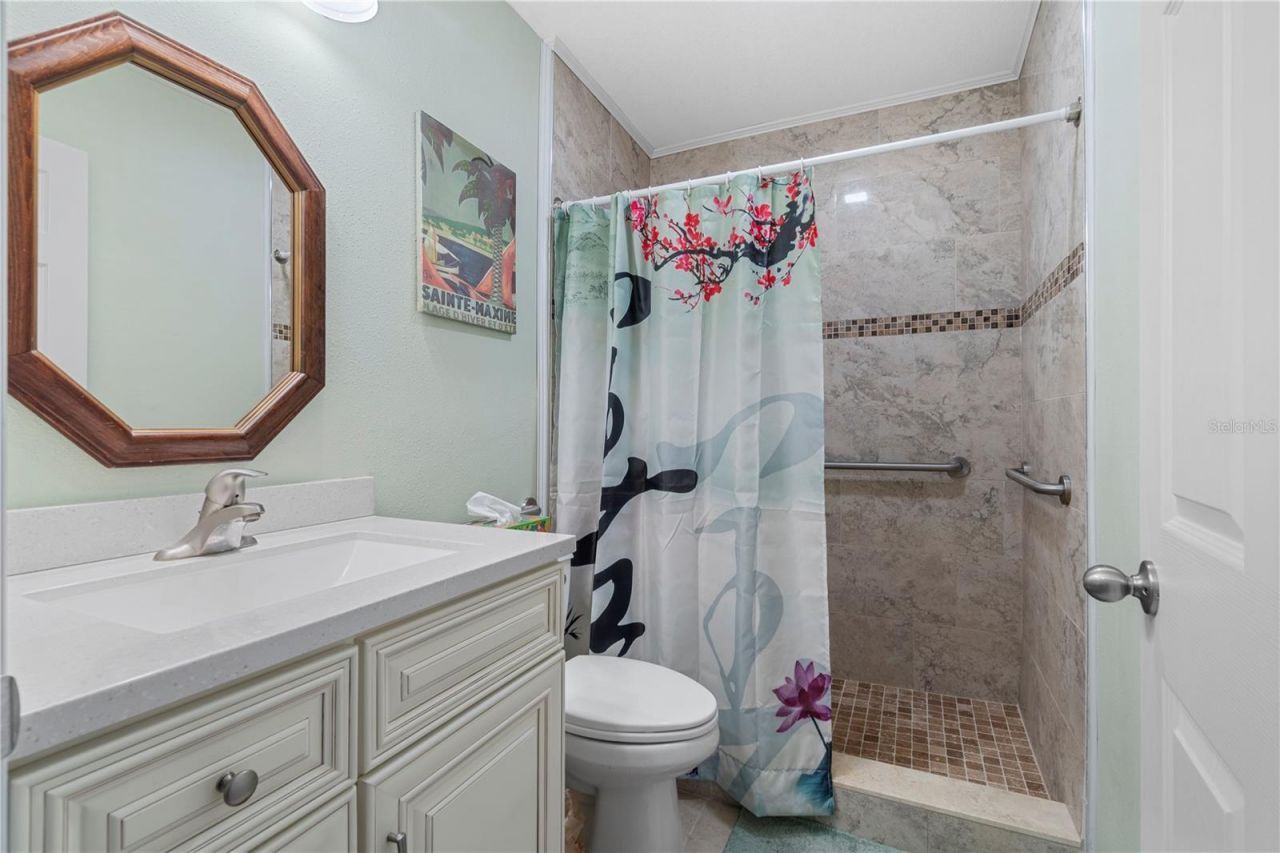 207 W Wheeler Road , Seffner, FL 33584 Photo