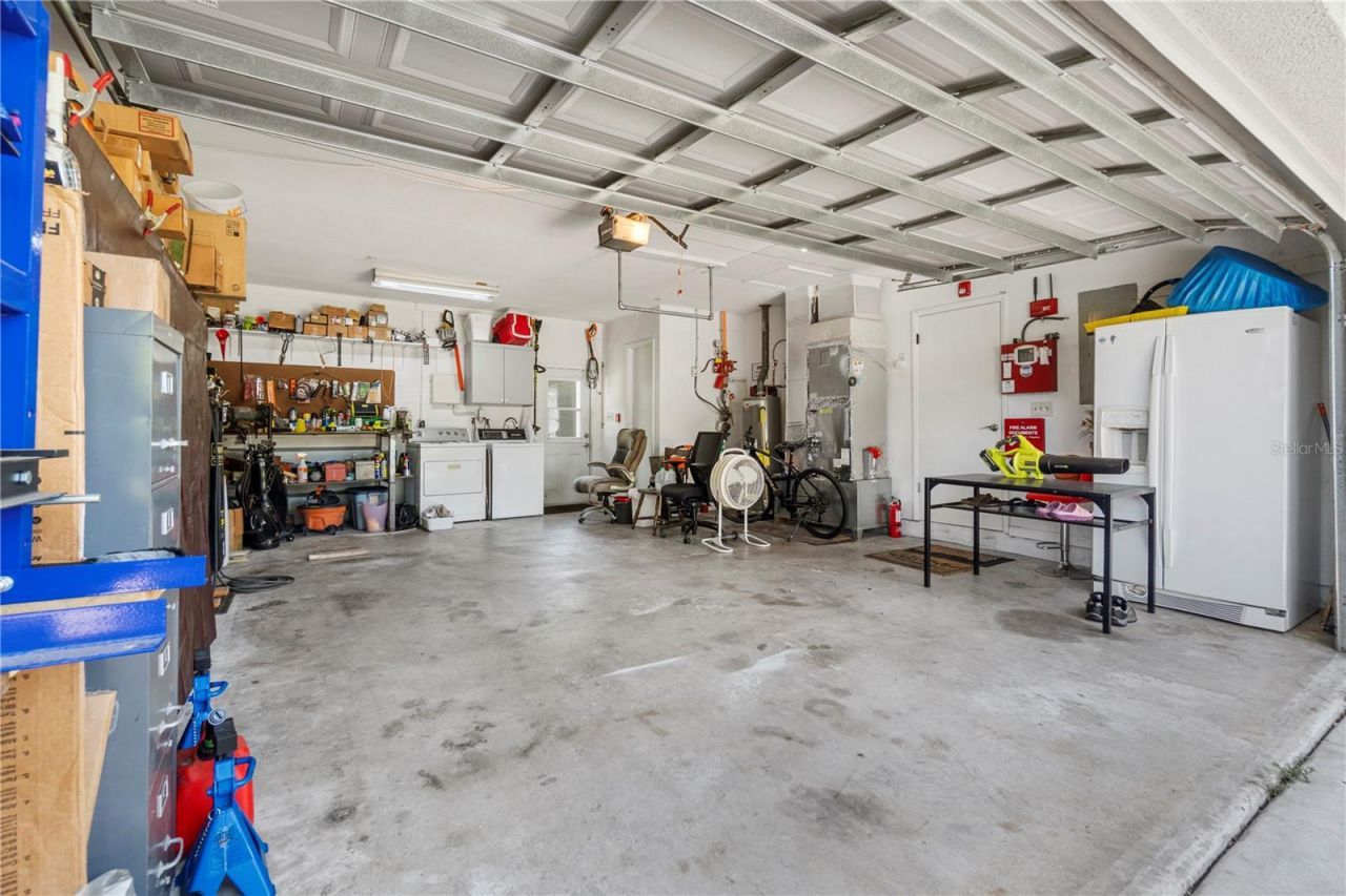 207 W Wheeler Road , Seffner, FL 33584 Photo