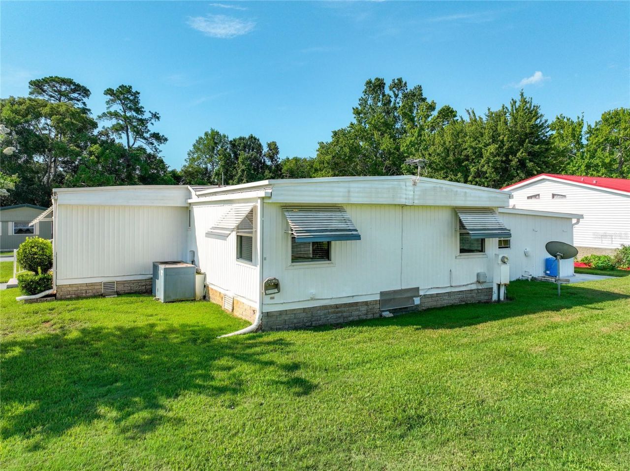 1925 Brookside Drive , Mount Dora, FL 32757 Photo