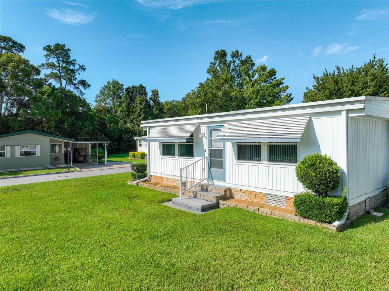 1925 Brookside Drive , Mount Dora, FL 32757 Photo