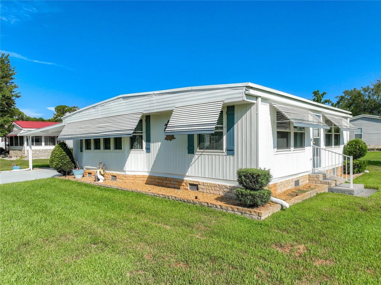 1925 Brookside Drive , Mount Dora, FL 32757 Photo