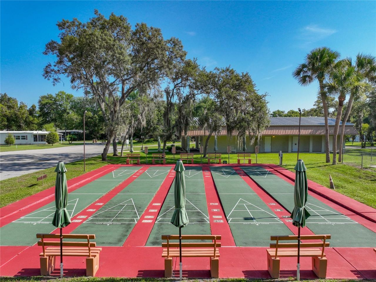 1925 Brookside Drive , Mount Dora, FL 32757 Photo