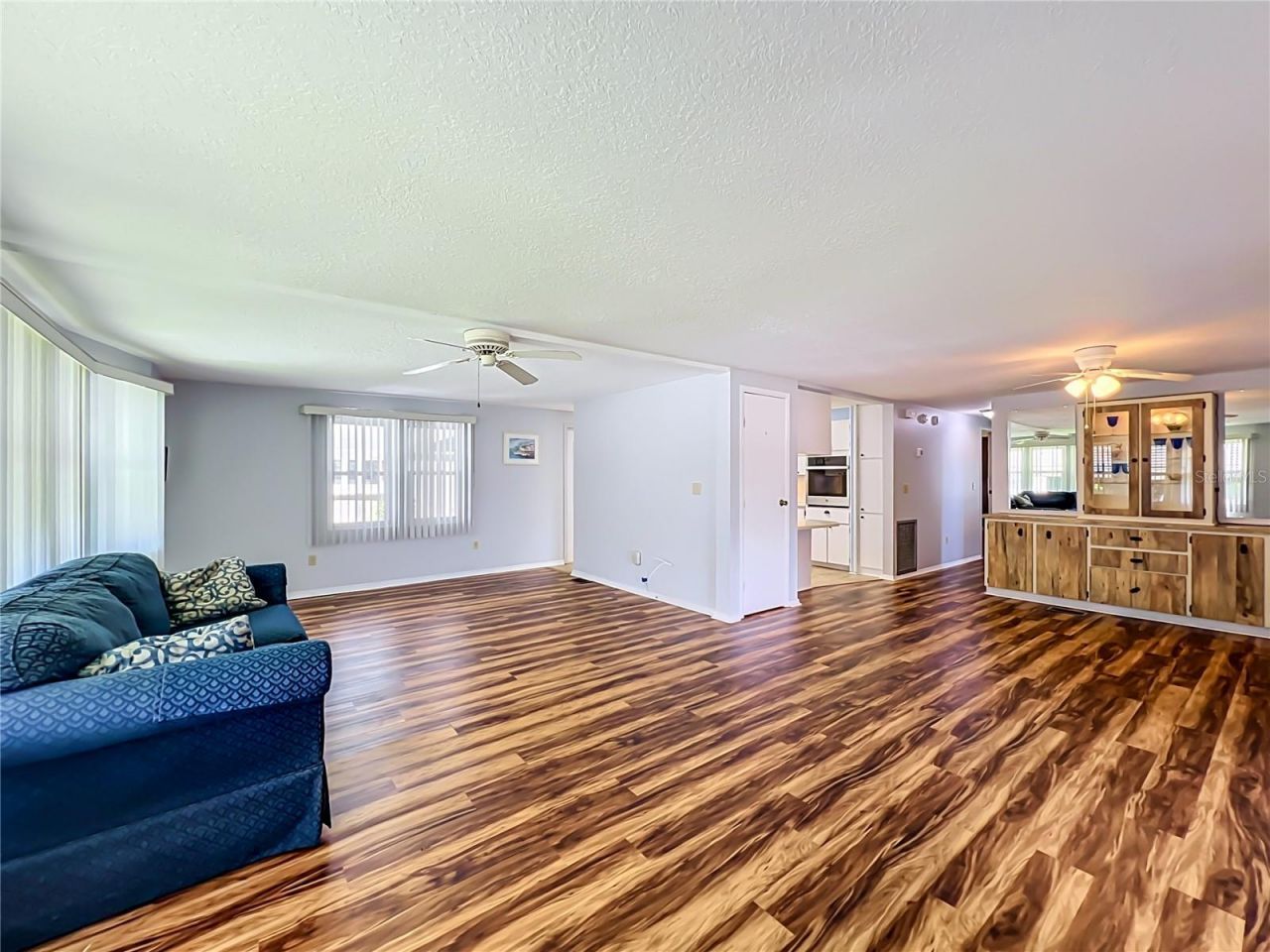 1925 Brookside Drive , Mount Dora, FL 32757 Photo