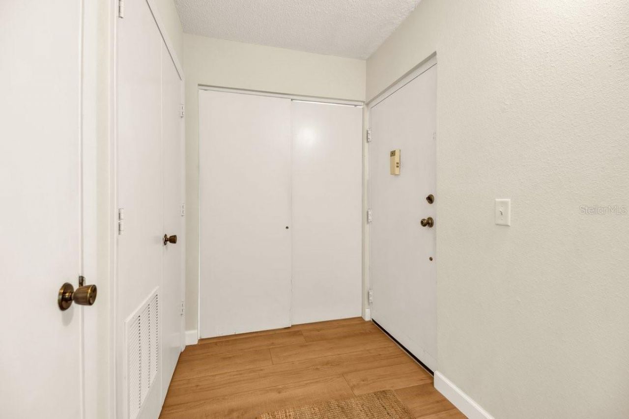 2753 Orchid Oaks Drive, Unit 104, Sarasota, FL 34239 Photo
