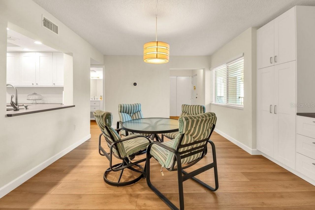 2753 Orchid Oaks Drive, Unit 104, Sarasota, FL 34239 Photo