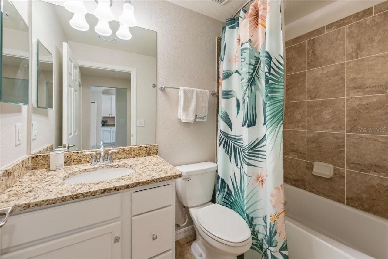 5557 Palmer Circle , Unit 202, Bradenton, FL 34211 Photo