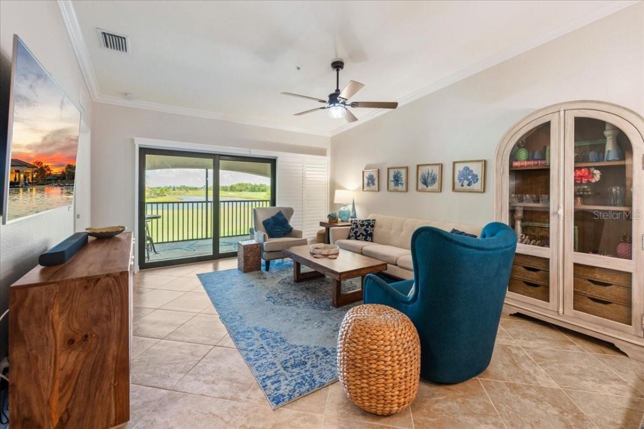 5557 Palmer Circle , Unit 202, Bradenton, FL 34211 Photo