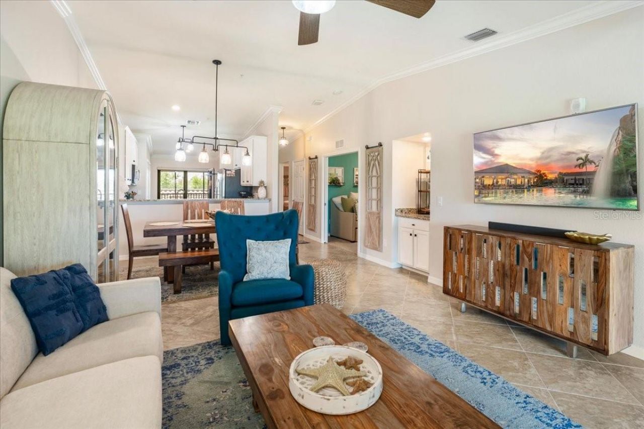 5557 Palmer Circle , Unit 202, Bradenton, FL 34211 Photo