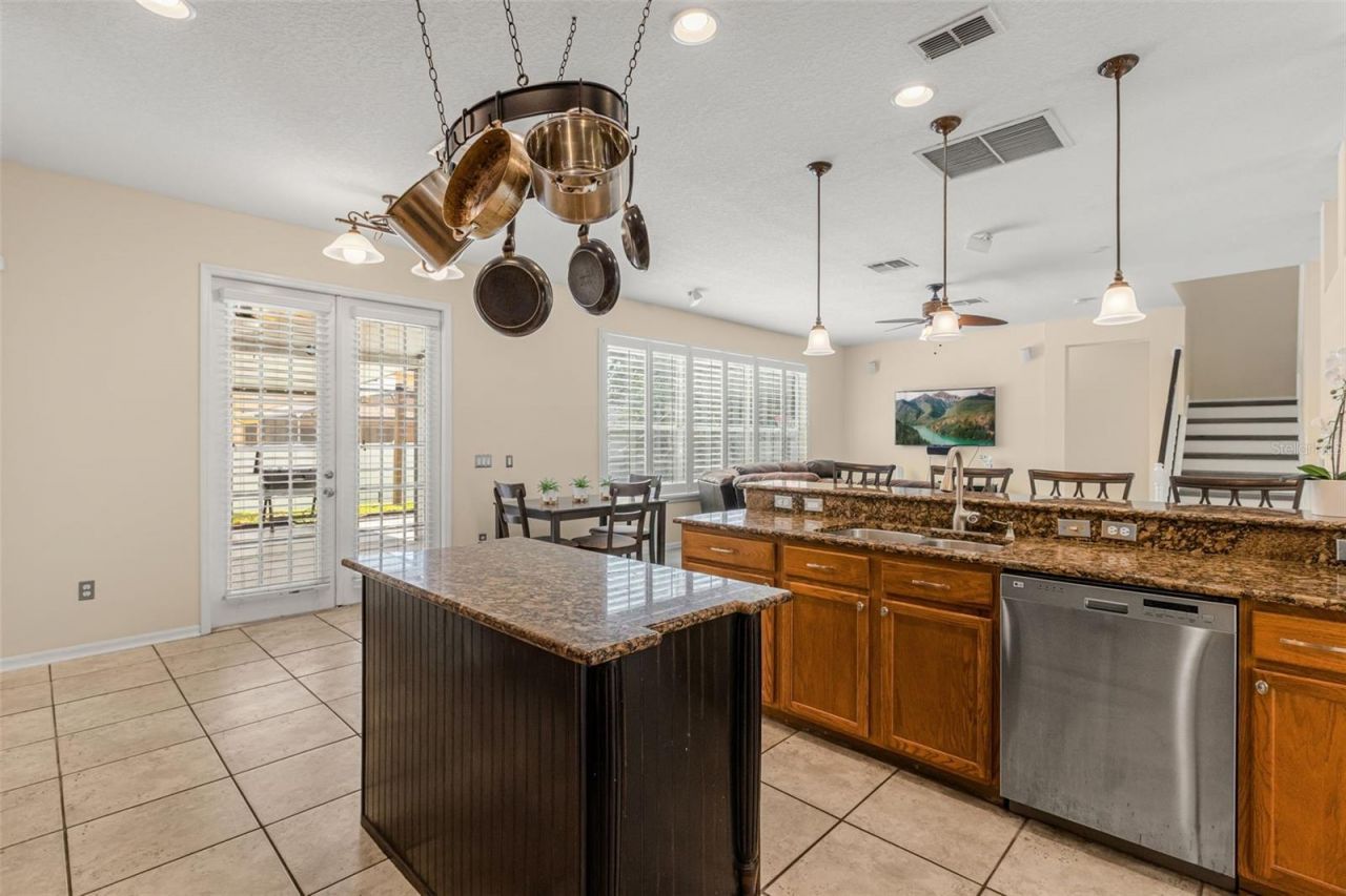 1573 Anna Catherine Drive, Orlando, FL 32828 Photo