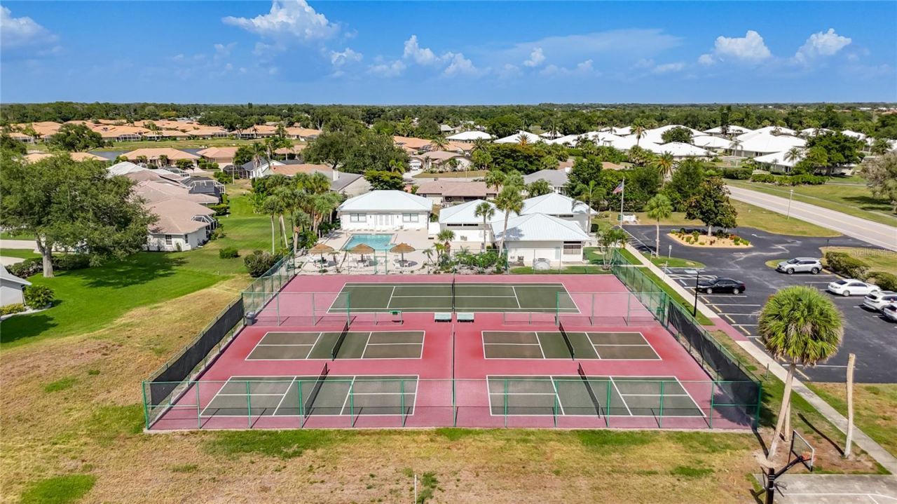 3234 Meadow Run Drive, Venice, FL 34293 Photo