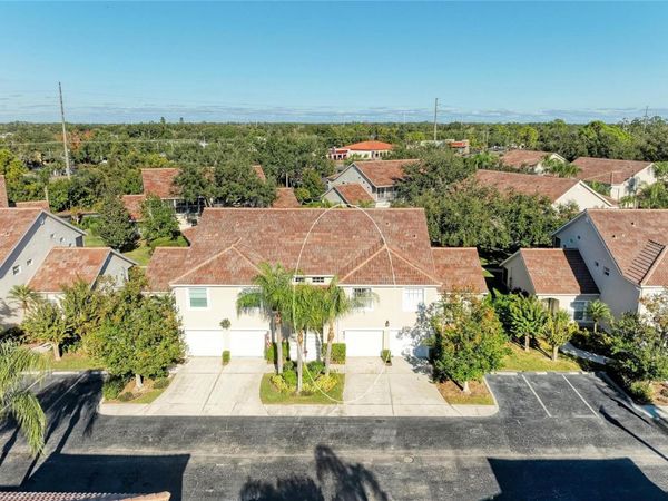 6821 FAIRVIEW TERRACE , Unit 6821, BRADENTON, FL 34203