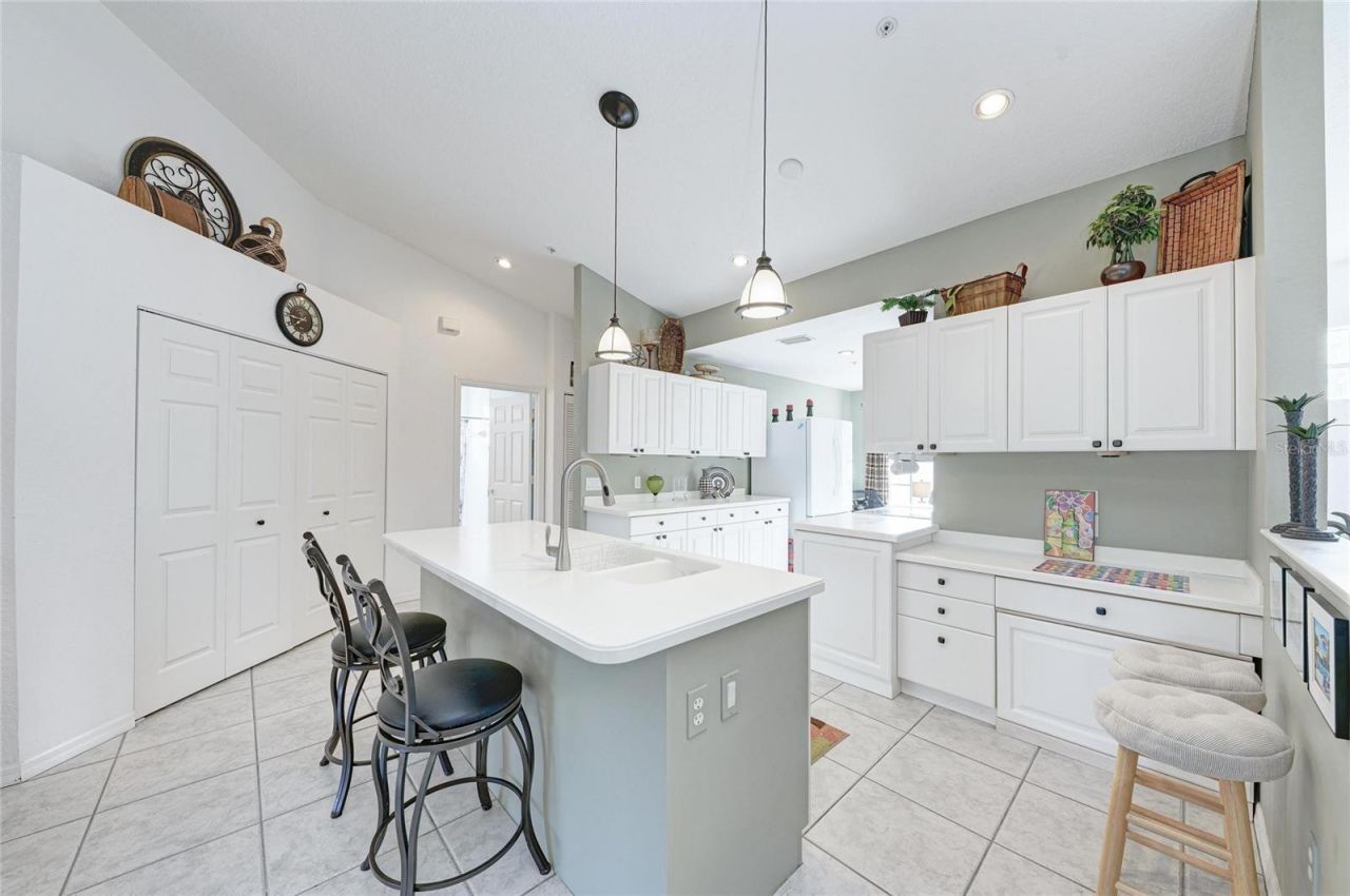 6821 Fairview Terrace , Unit 6821, Bradenton, FL 34203 Photo