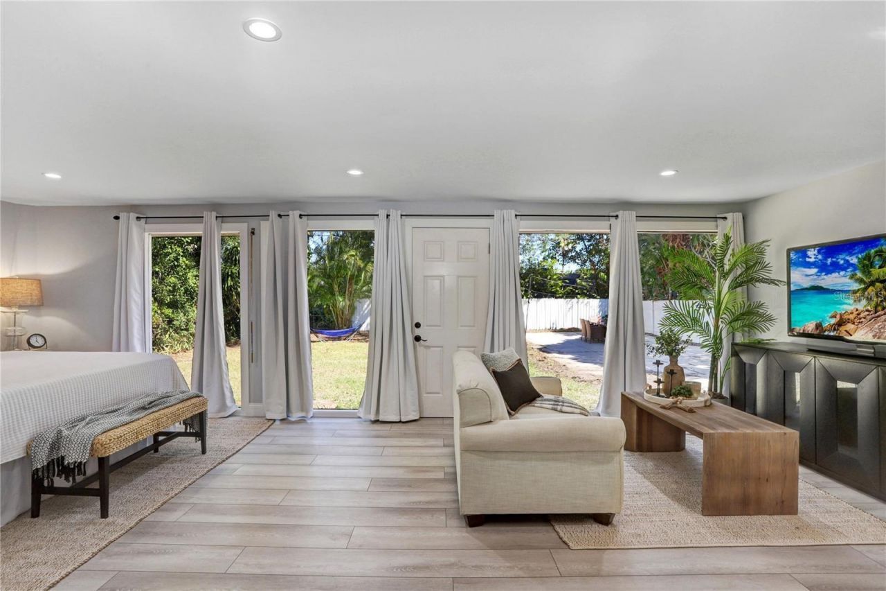 1960 Mckinley Street , Clearwater, FL 33765 Photo