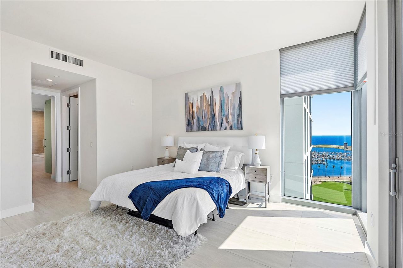 301 1st Street S, Unit 1607, Saint Petersburg, FL 33701 Photo
