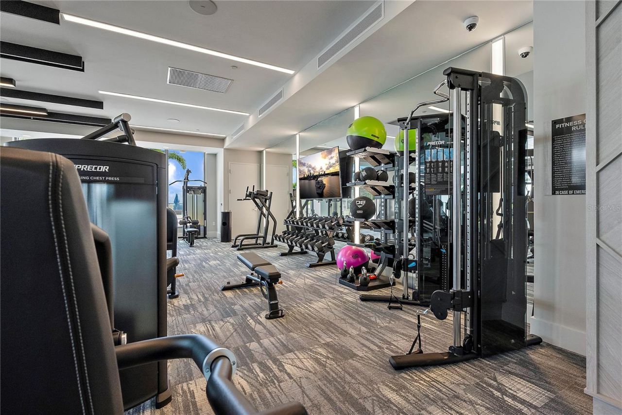 301 1st Street S, Unit 1607, Saint Petersburg, FL 33701 Photo