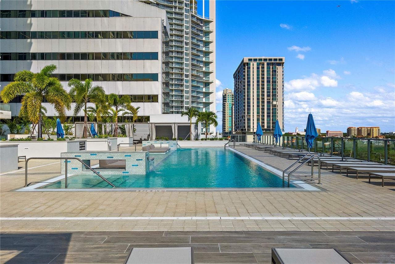 301 1st Street S, Unit 1607, Saint Petersburg, FL 33701 Photo