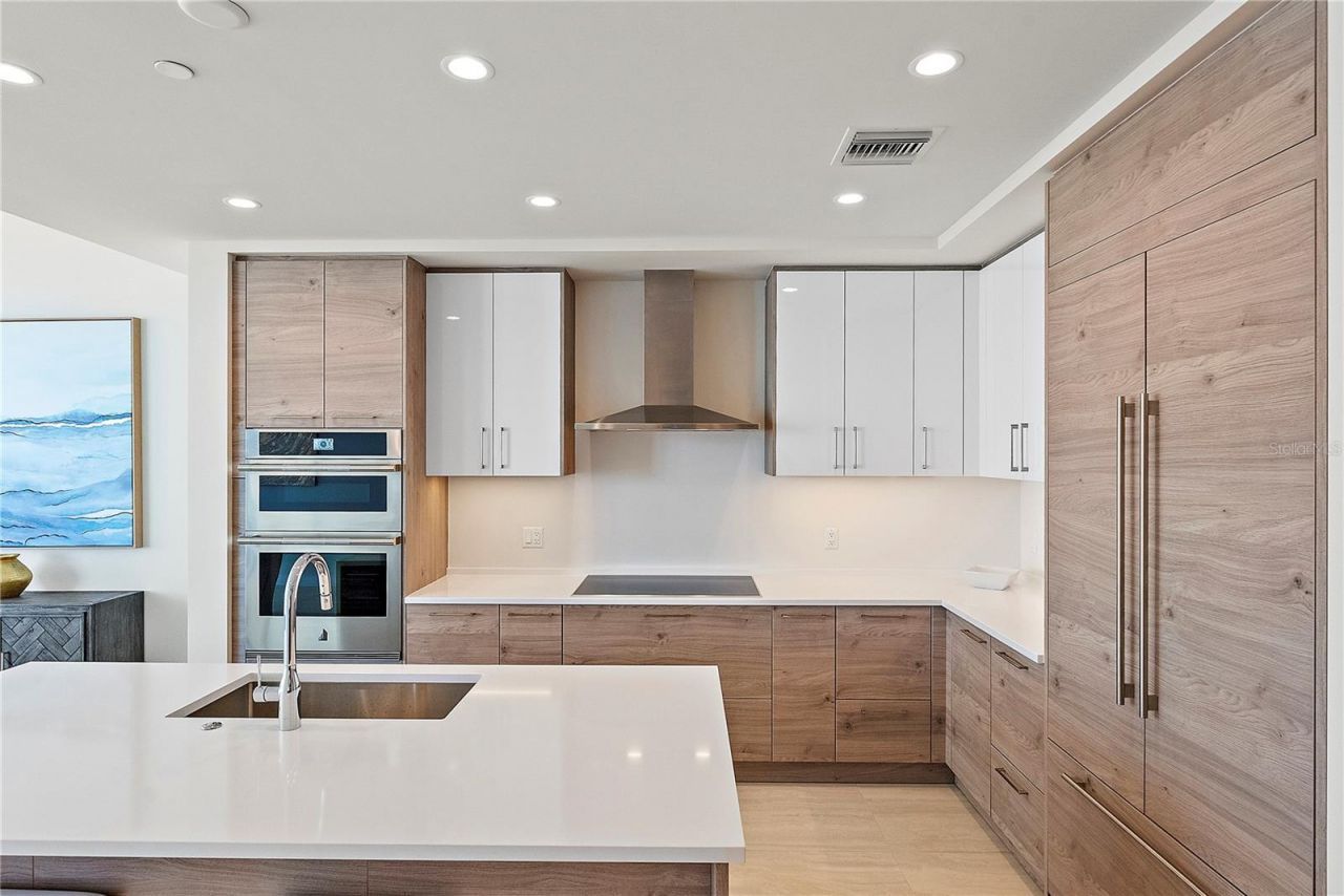 301 1st Street S, Unit 1607, Saint Petersburg, FL 33701 Photo
